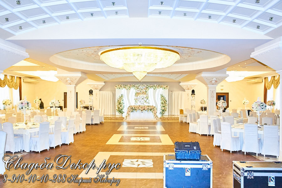 Декор свадебного зала световыми волнами и цветочными композициями Никола Даймонд заказать купить недорого 
